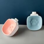 Anti-kvelningsfôringsvannskål for hund og katt, hengende, kreativ plastkjæledyrskål, Stil: Fotavtrykk (Blå)