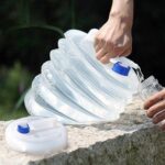 Folding Bucket Portable Kettle" kan oversettes til norsk som "Sammenleggbar bøtte bærbar vannkoker
