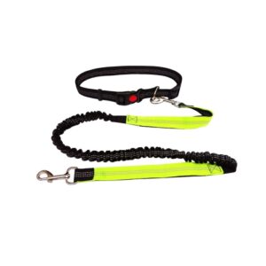 Pet Running Exercise Towing Leash Multifunctional Dog Walking Leashes (Svart + Fluorescerende Grønn)" kan oversettes til norsk som: "Kjæledyr Løpeøvelse Trekksnor...