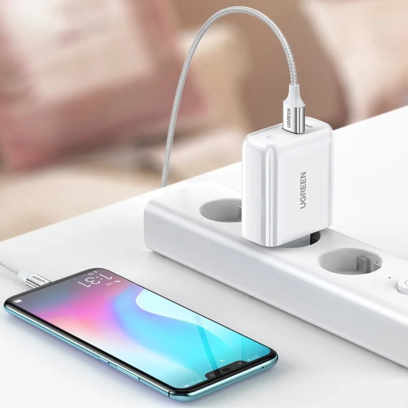 Ugreen Rask USB Type C / USB Vegglader 36 W Hurtiglading 4.0 Strømforsyning hvit (60468 CD170)